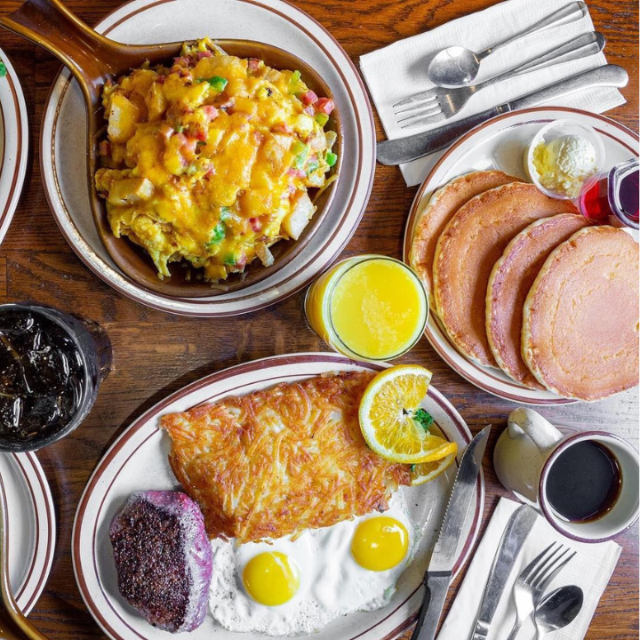 Hearty Breakfast to Start your Day!